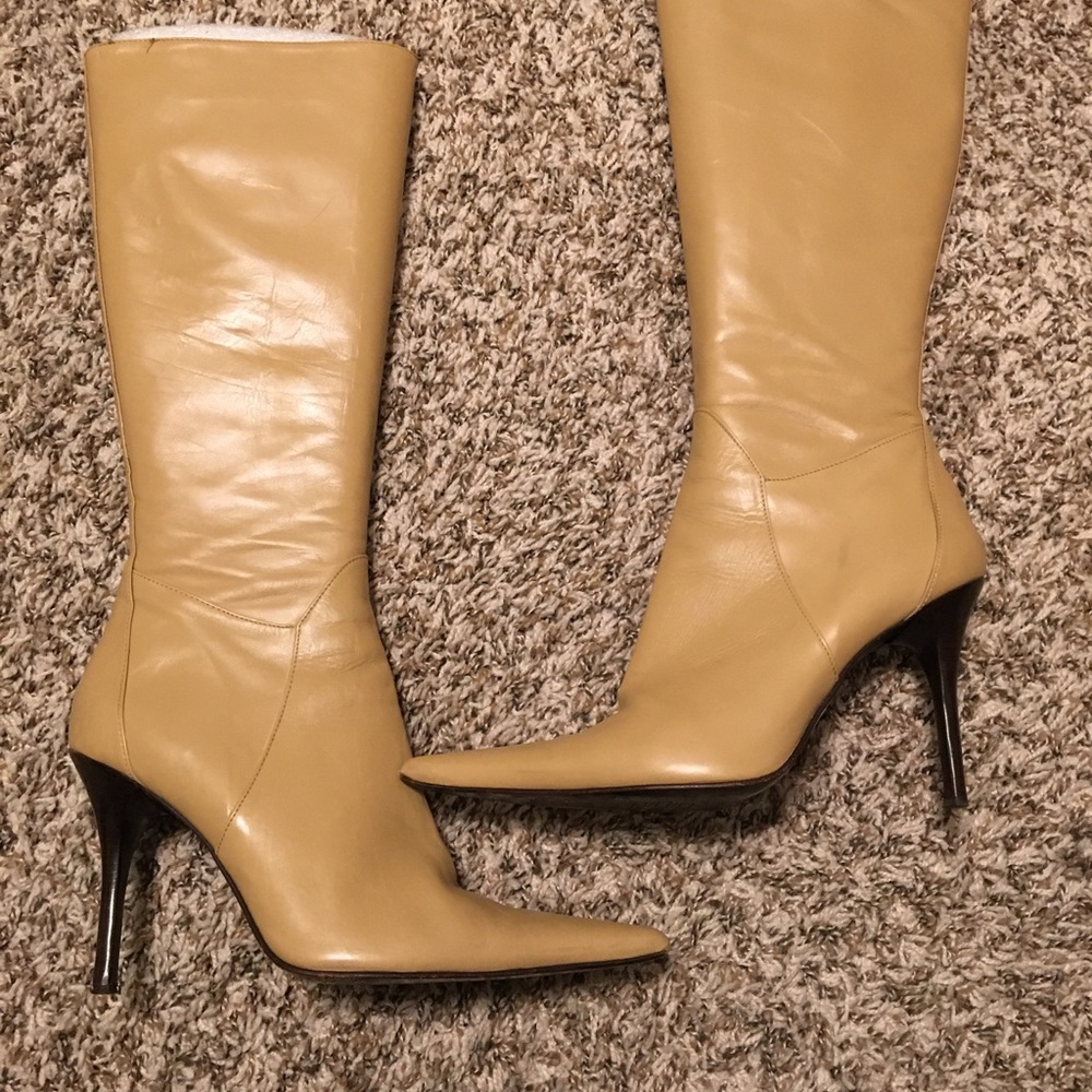 Charles David Leather “Camel” High Heel Boots Sz 10M / 4 Inch Heel - EUC !!!